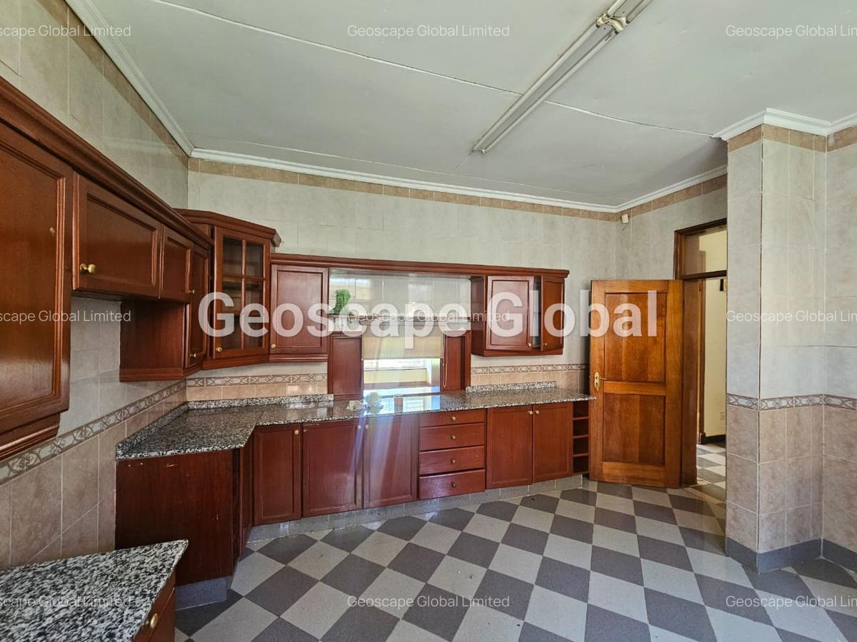 4 Bed House with En Suite in Thigiri - 13