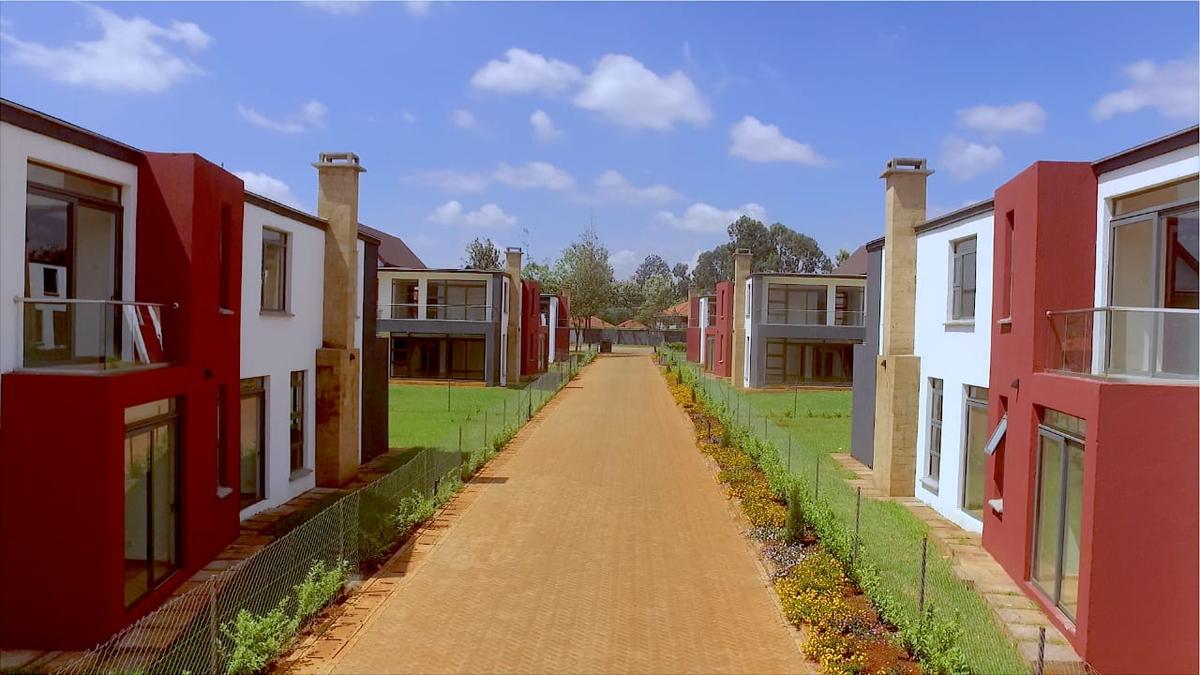 4 Bed Townhouse with En Suite at Sarabi Gardens - 16