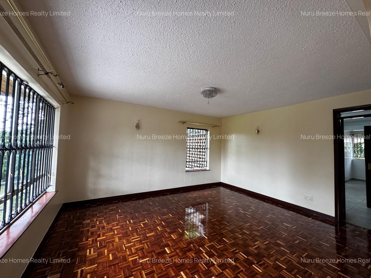 4 Bed House with En Suite in Gigiri - 14