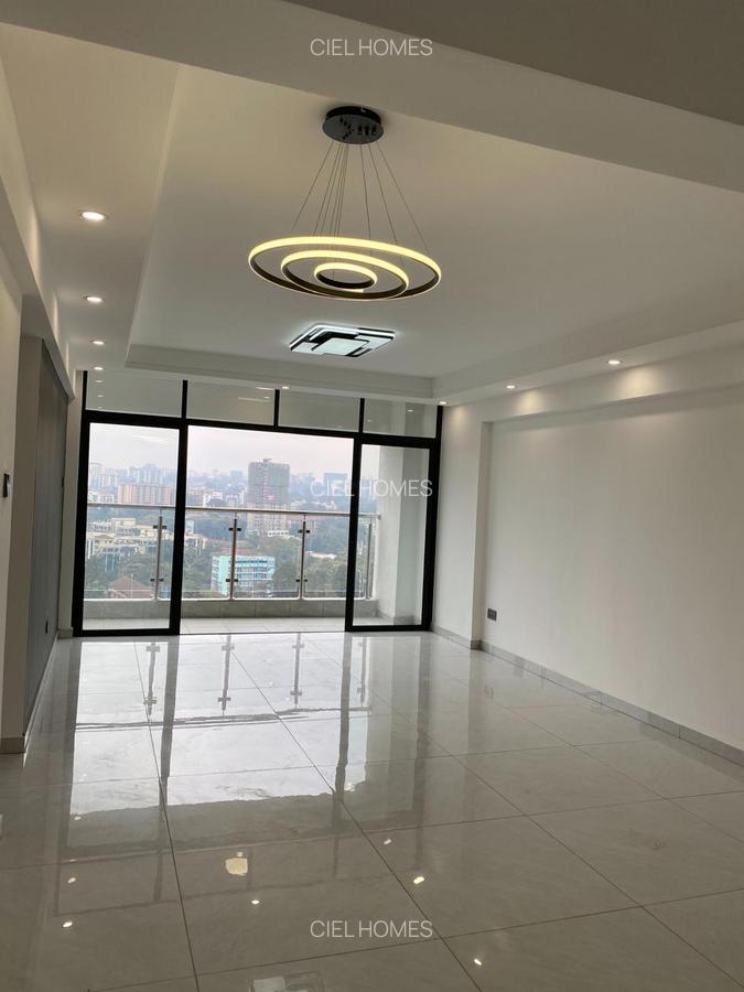 2 Bed Apartment with En Suite at Westlands Road - 1