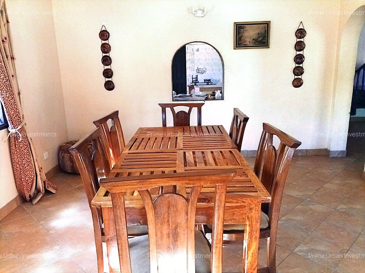 5 Bed House with En Suite at Serena Beach - 6