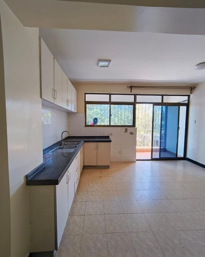 3 Bed Apartment with En Suite in Riara Road - 4