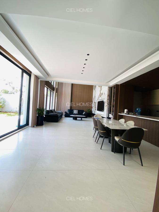 5 Bed Villa with En Suite at Jacaranda - 2