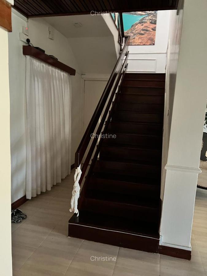 4 Bed House with En Suite at Ring Road - 5