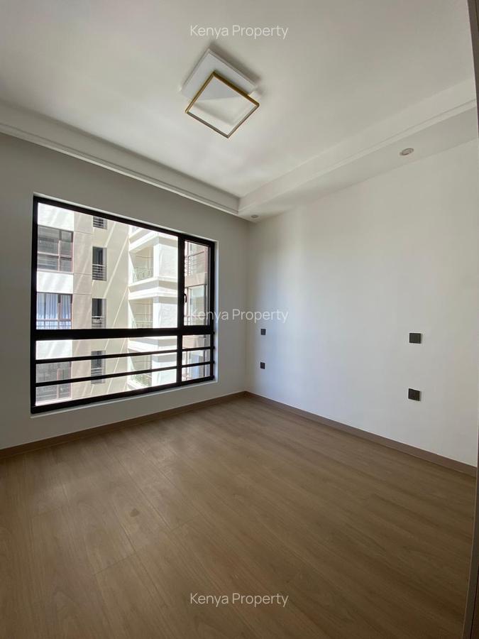 3 Bed Apartment with En Suite at Riverside Drive - 20