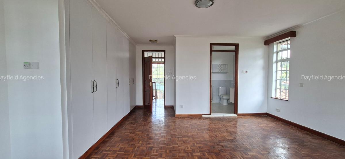 4 Bed House with En Suite at Nyari - 13