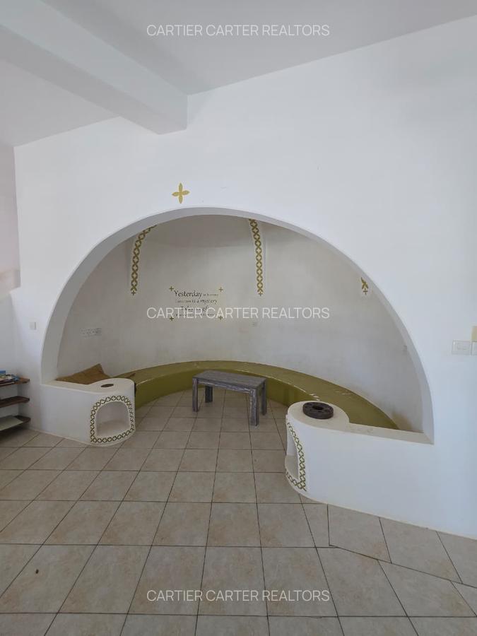 3 Bed Villa with En Suite in Watamu - 8