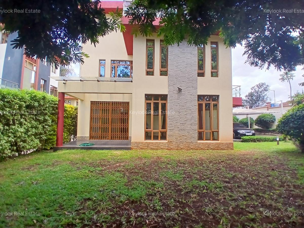 5 Bed Townhouse with En Suite at Lavington Green - 2