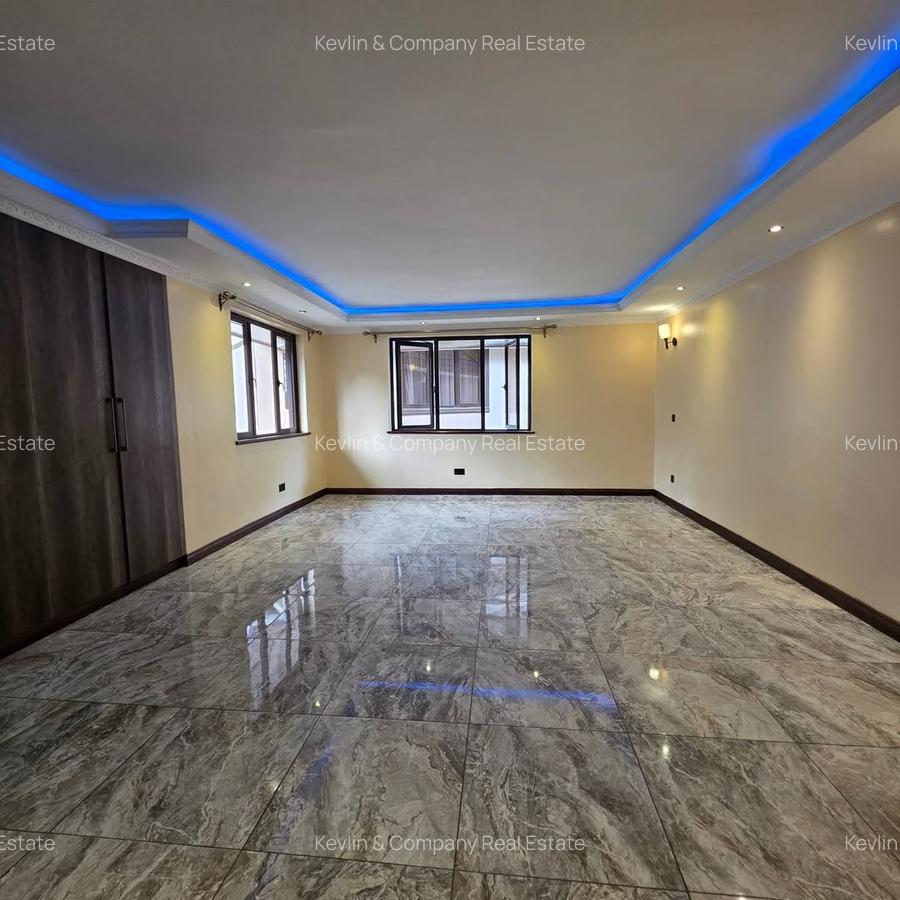 5 Bed Villa with En Suite in Lavington - 9