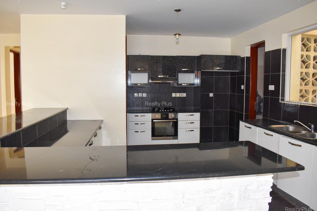 4 Bed Apartment with En Suite in Riara Road - 2