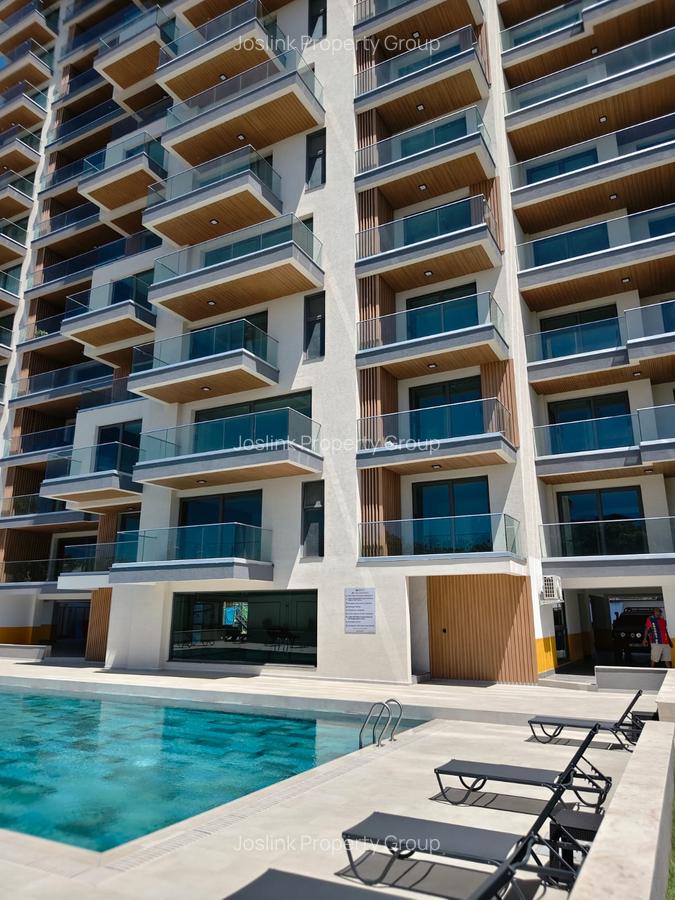 3 Bed Apartment with En Suite at Central - 5