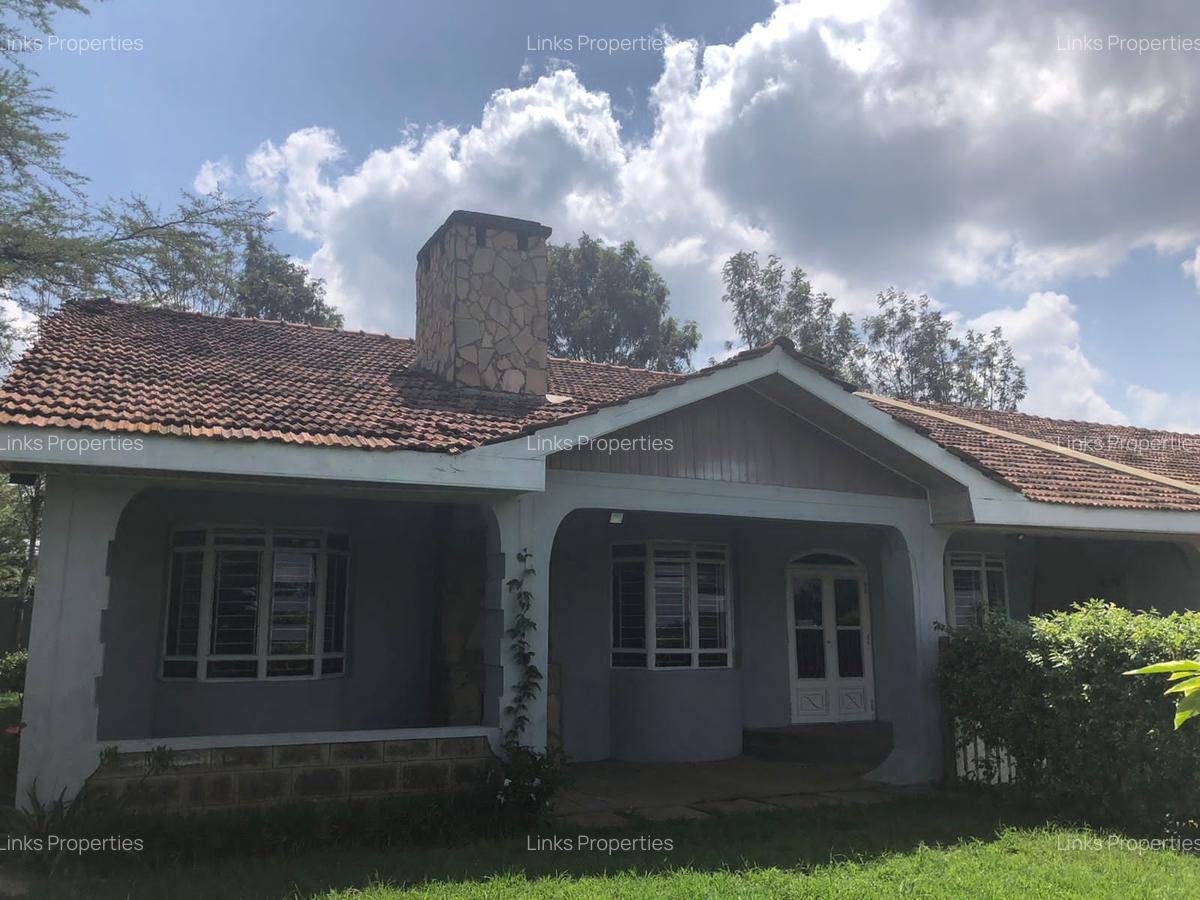 3 Bed House with En Suite at Karen - 2