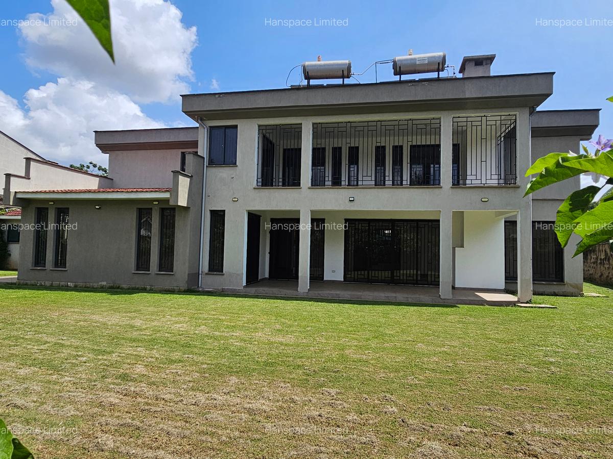 6 Bed Villa with En Suite in Lavington - 14