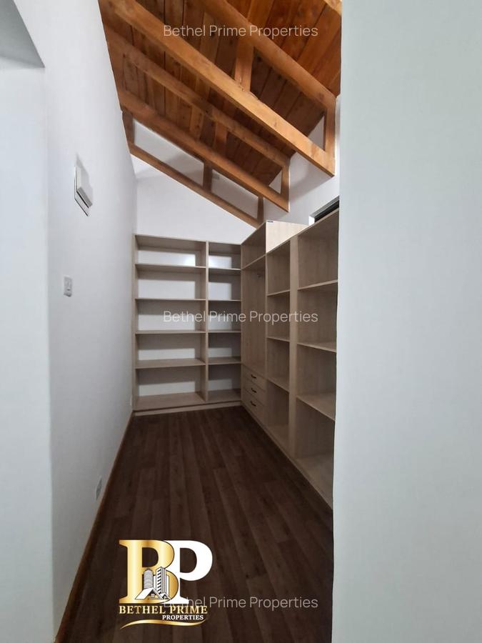 1 Bed Townhouse with En Suite in Spring Valley - 15