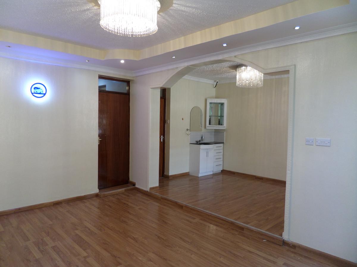 5 Bed Townhouse with En Suite at Mwingi Road - 4