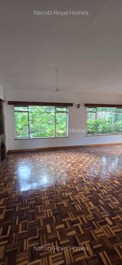 4 Bed Townhouse with En Suite at Convent Drive - 16