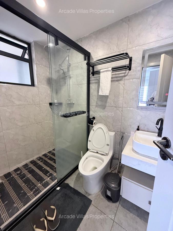 Serviced 3 Bed Apartment with En Suite in Kilimani - 12