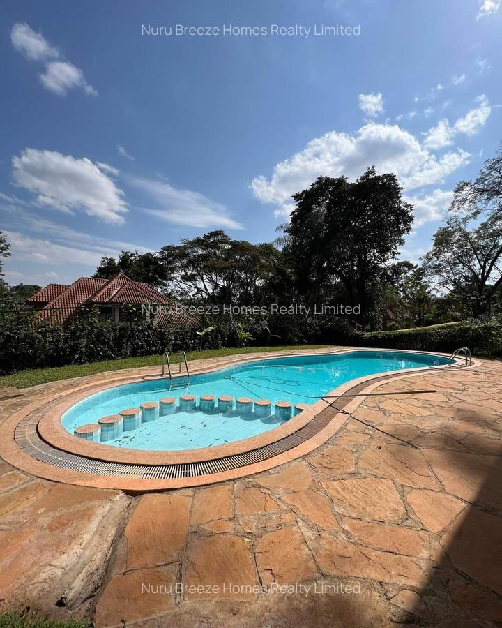 5 Bed Townhouse with En Suite in Rosslyn - 10