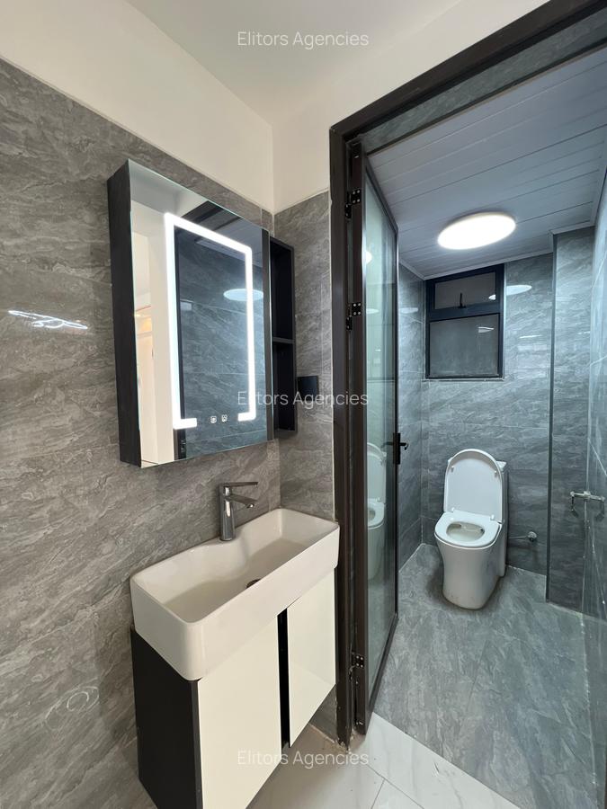 2 Bed Apartment with En Suite at Agwings Kodhek Road - 18