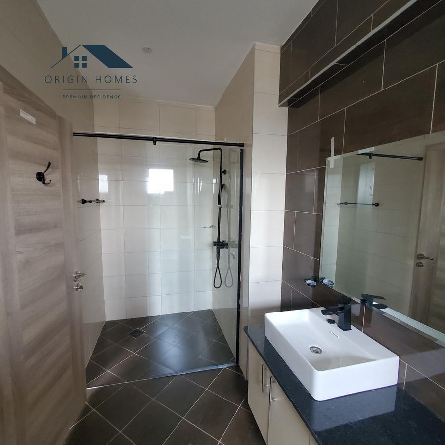 3 Bed Apartment with En Suite at Westlands - 17