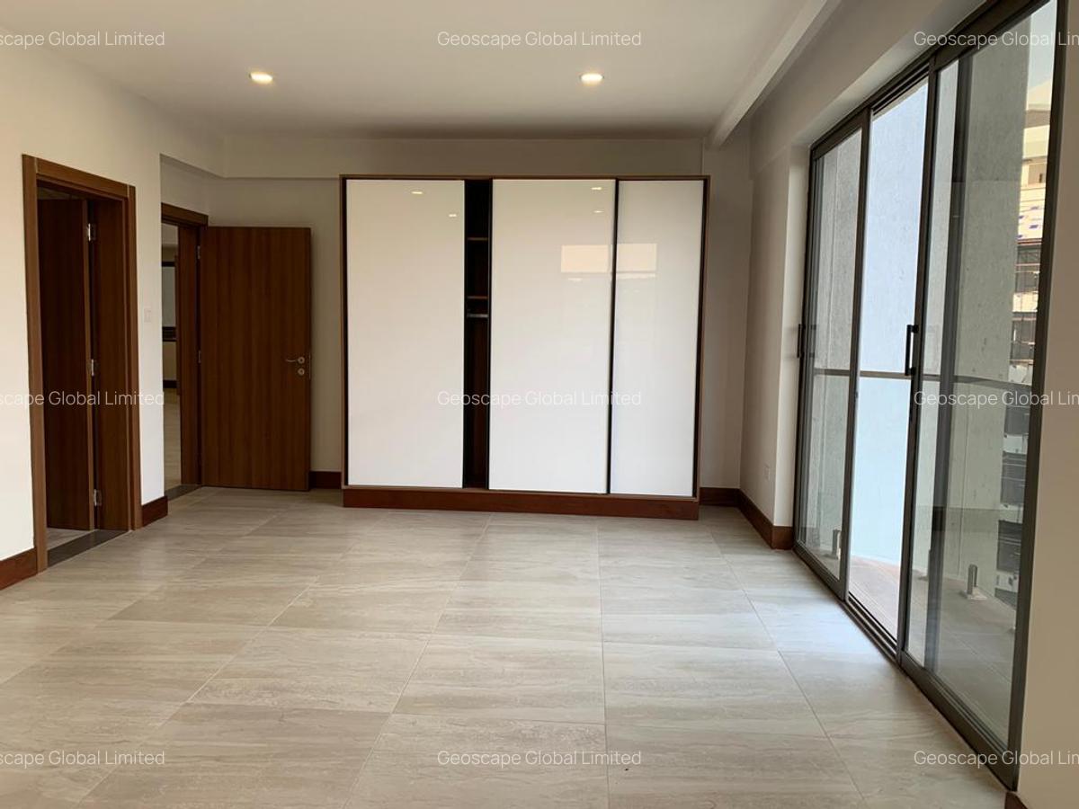 3 Bed Apartment with En Suite in Westlands Area - 5