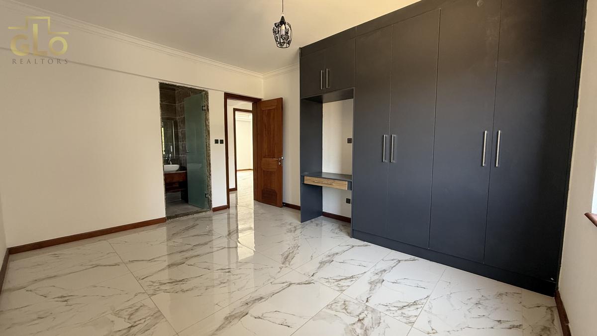 3 Bed Apartment with En Suite in Kileleshwa - 11