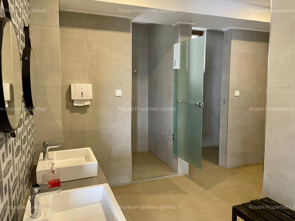 Serviced 3 Bed Apartment with En Suite in Westlands Area - 14