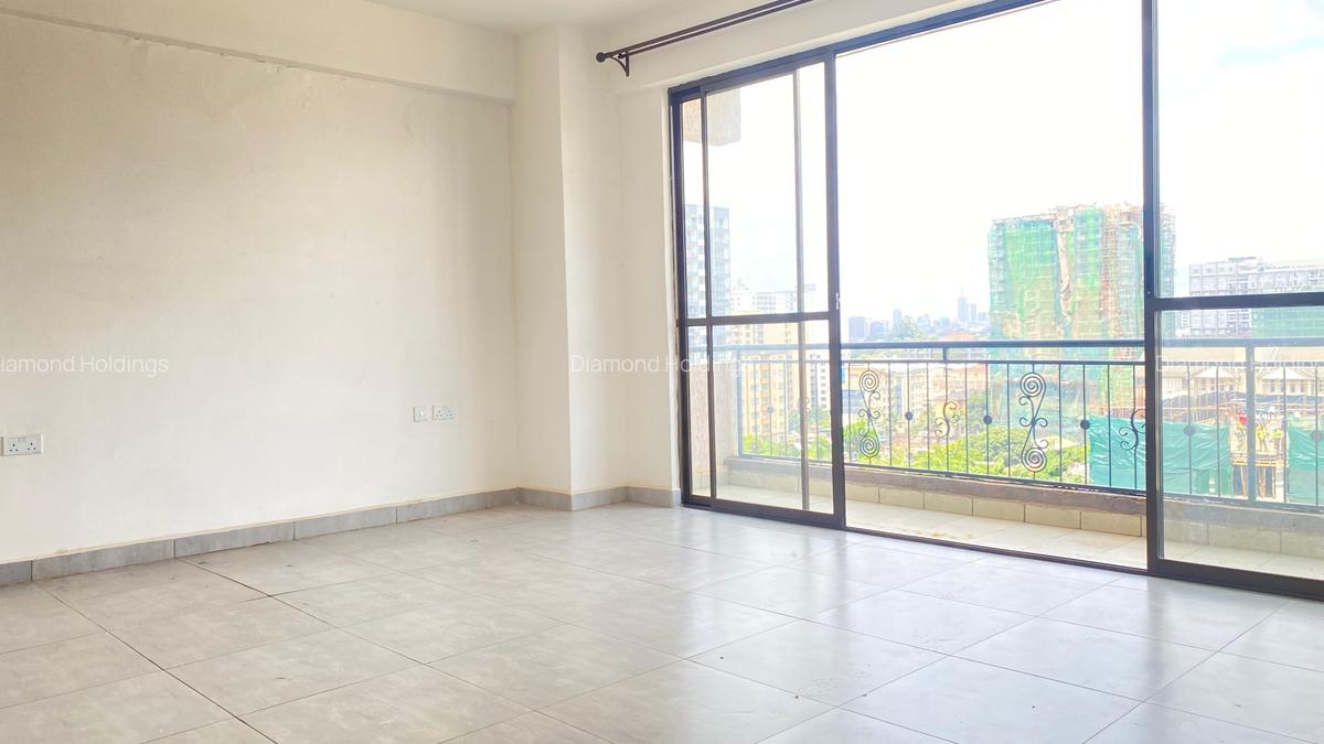 3 Bed Apartment with En Suite at Parklands - 3