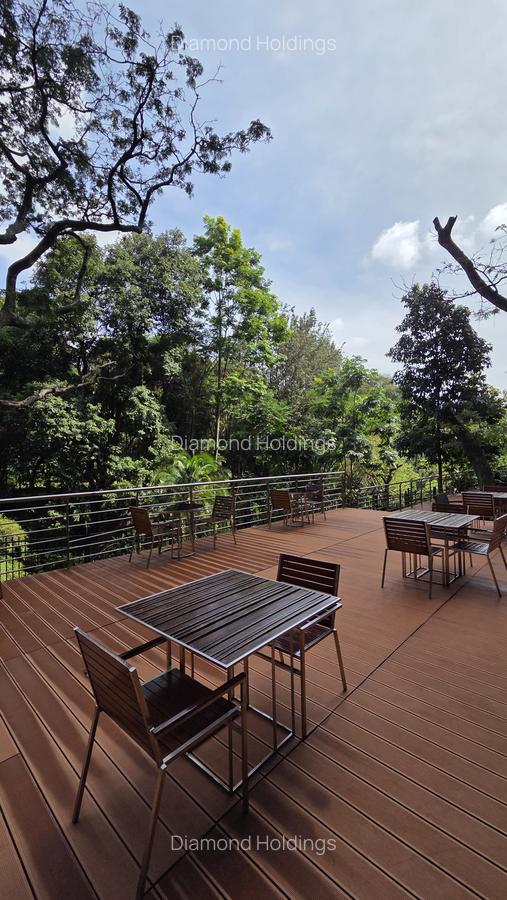3 Bed Apartment with En Suite at Parklands - 1