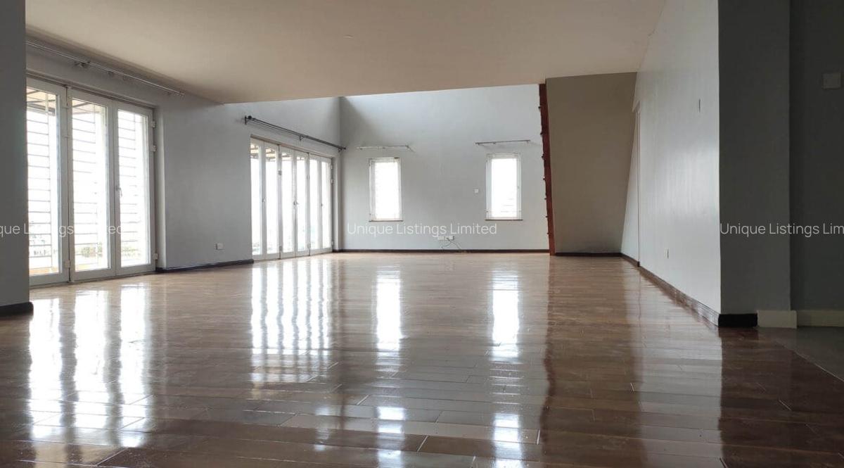 4 Bed Apartment with En Suite in Lavington - 3