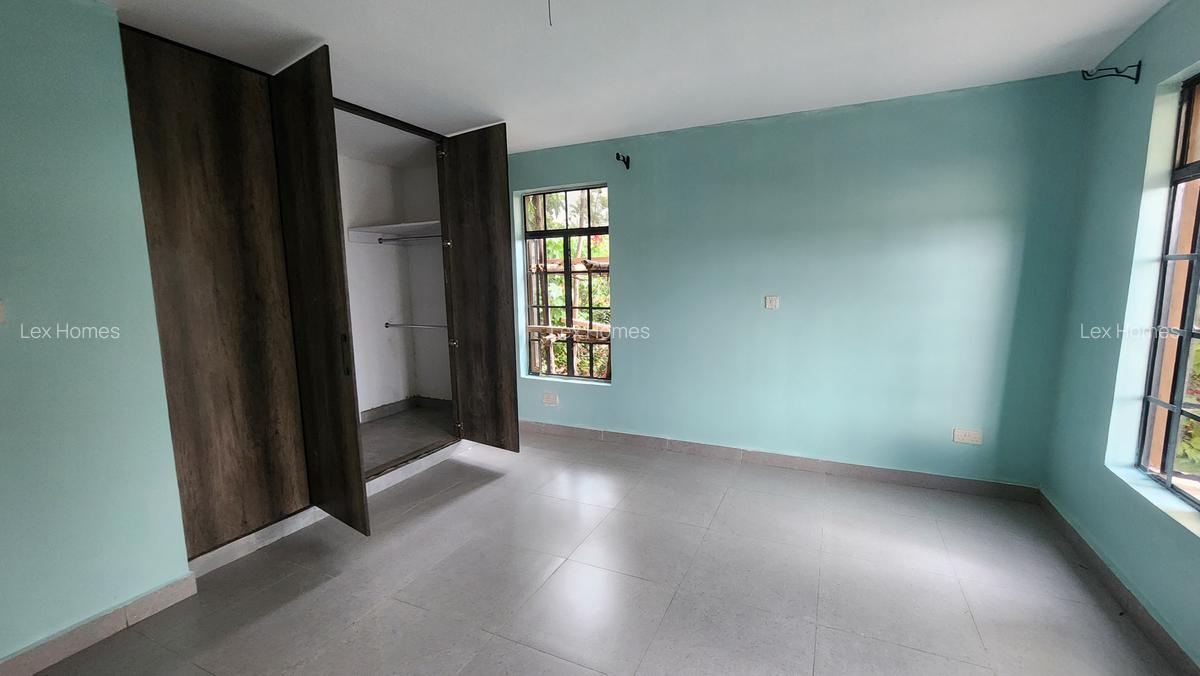 3 Bed Apartment with En Suite at Merisho Road - 17