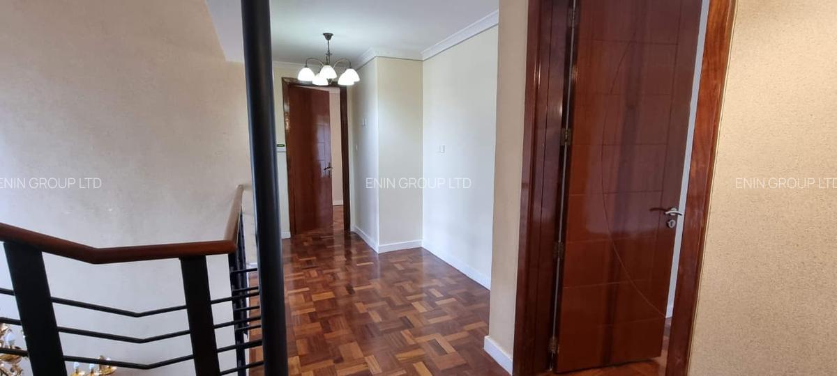 4 Bed Townhouse with En Suite at Lavington Mall - 4