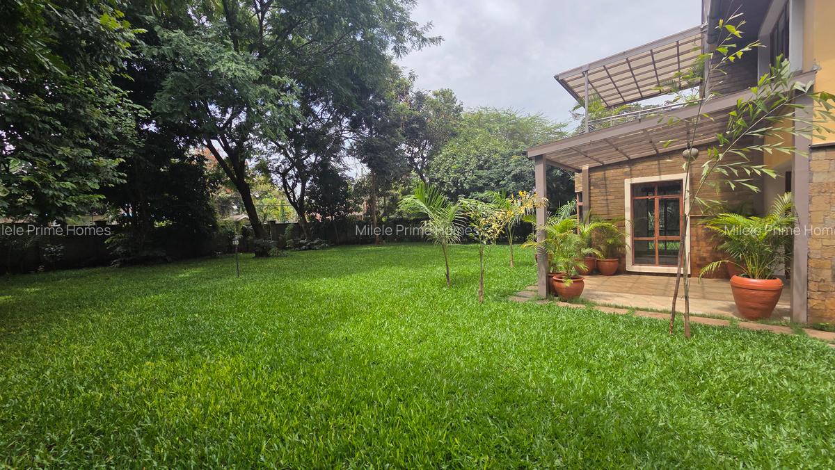 5 Bed Villa with En Suite in Runda - 13