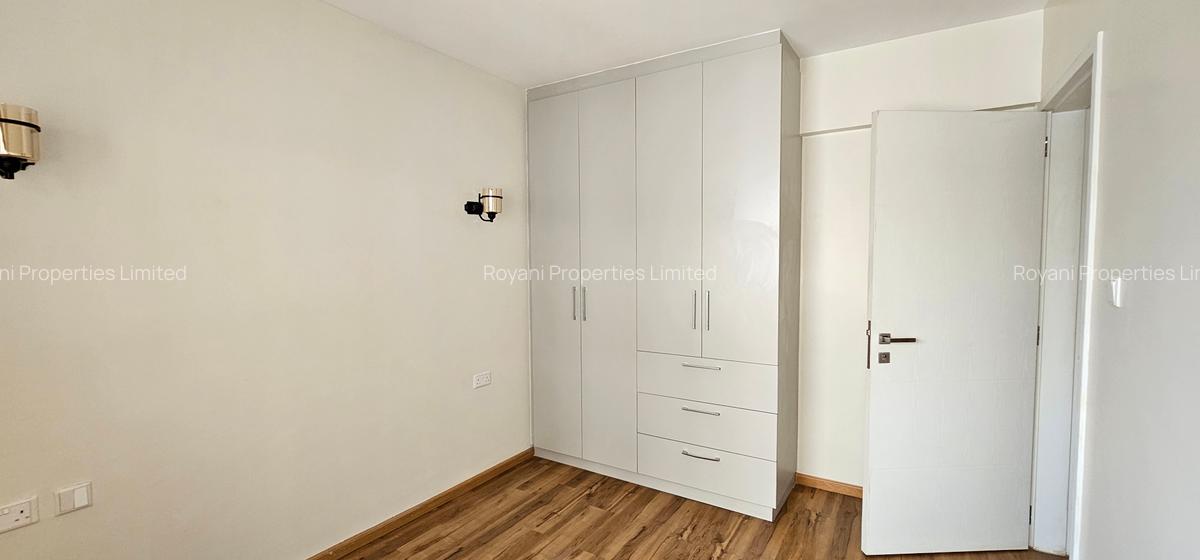 3 Bed Apartment with En Suite at Garden City - 19