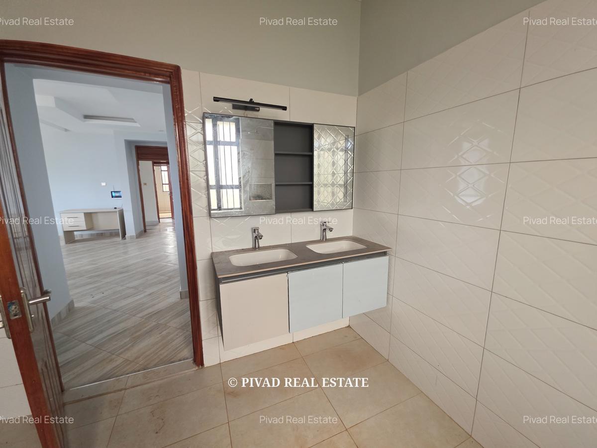 6 Bed House with Staff Quarters in Kiambu Road - 5