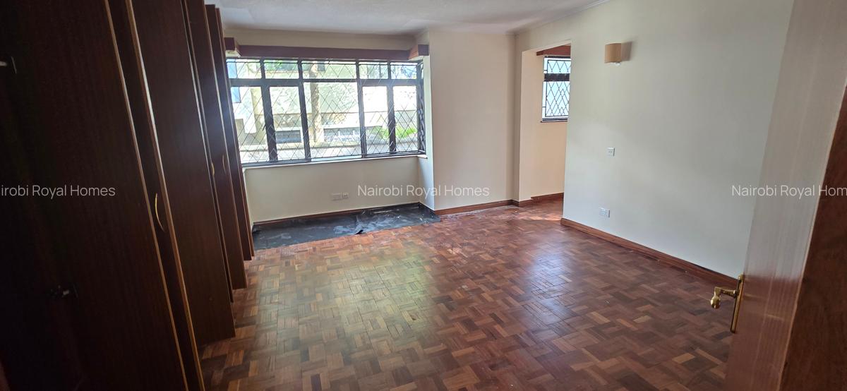 5 Bed Townhouse with En Suite at Lavington Road - 17