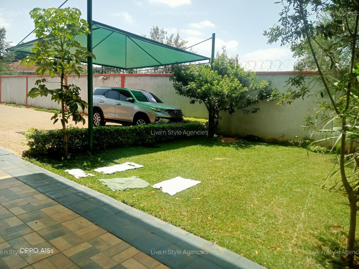 1 Bed House with En Suite in Runda - 2