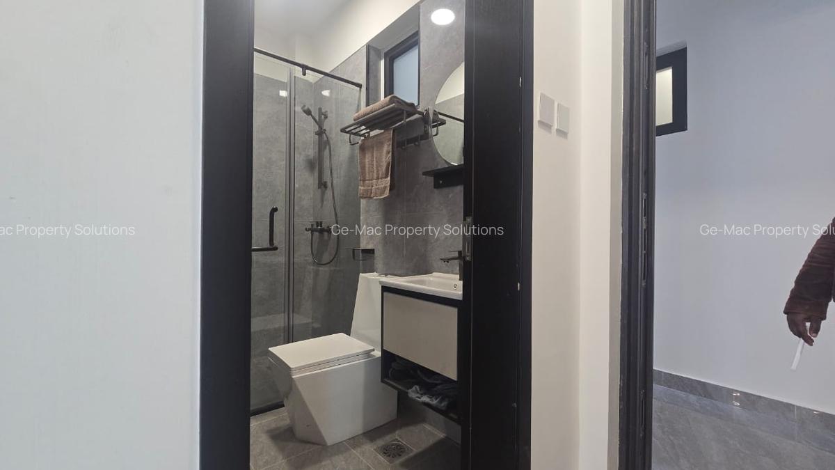 2 Bed Apartment with En Suite in Lavington - 13