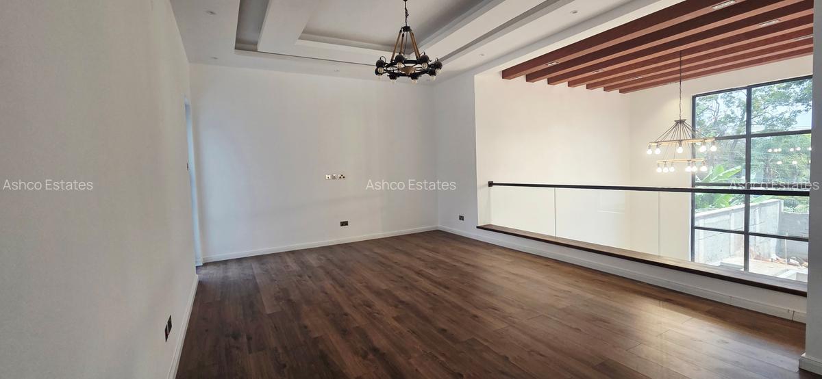 6 Bed Villa with En Suite in Lavington - 10