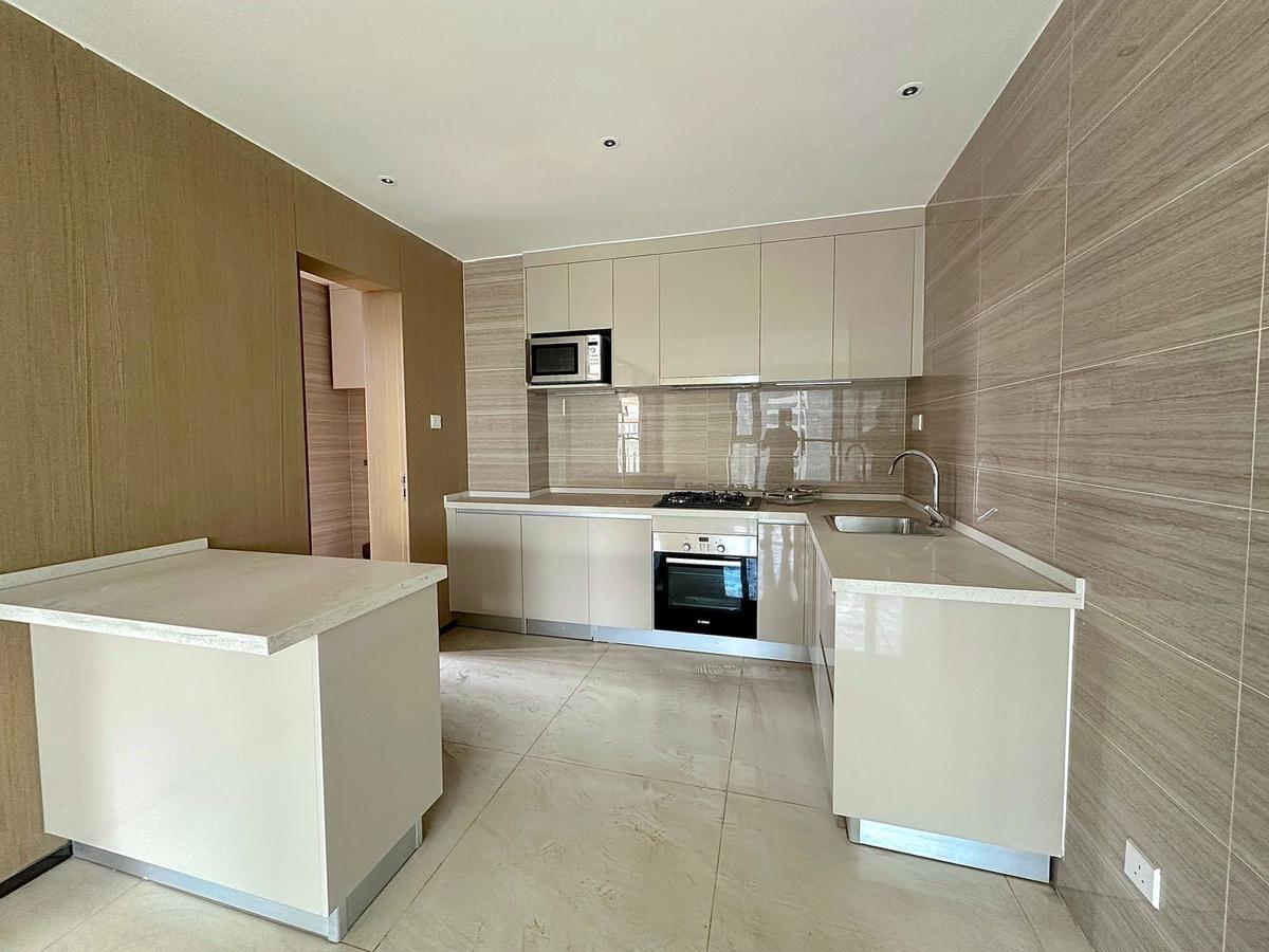 2 Bed Apartment with En Suite at Westlands - 8