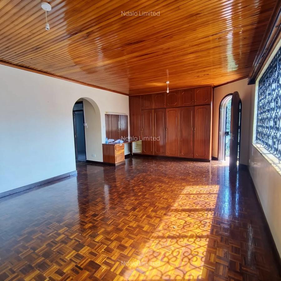 5 Bed Townhouse with En Suite at Kilimani - 7