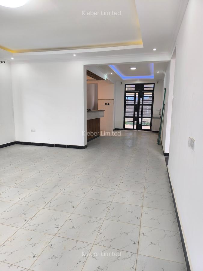4 Bed Villa with En Suite at Kenyatta Road - 5