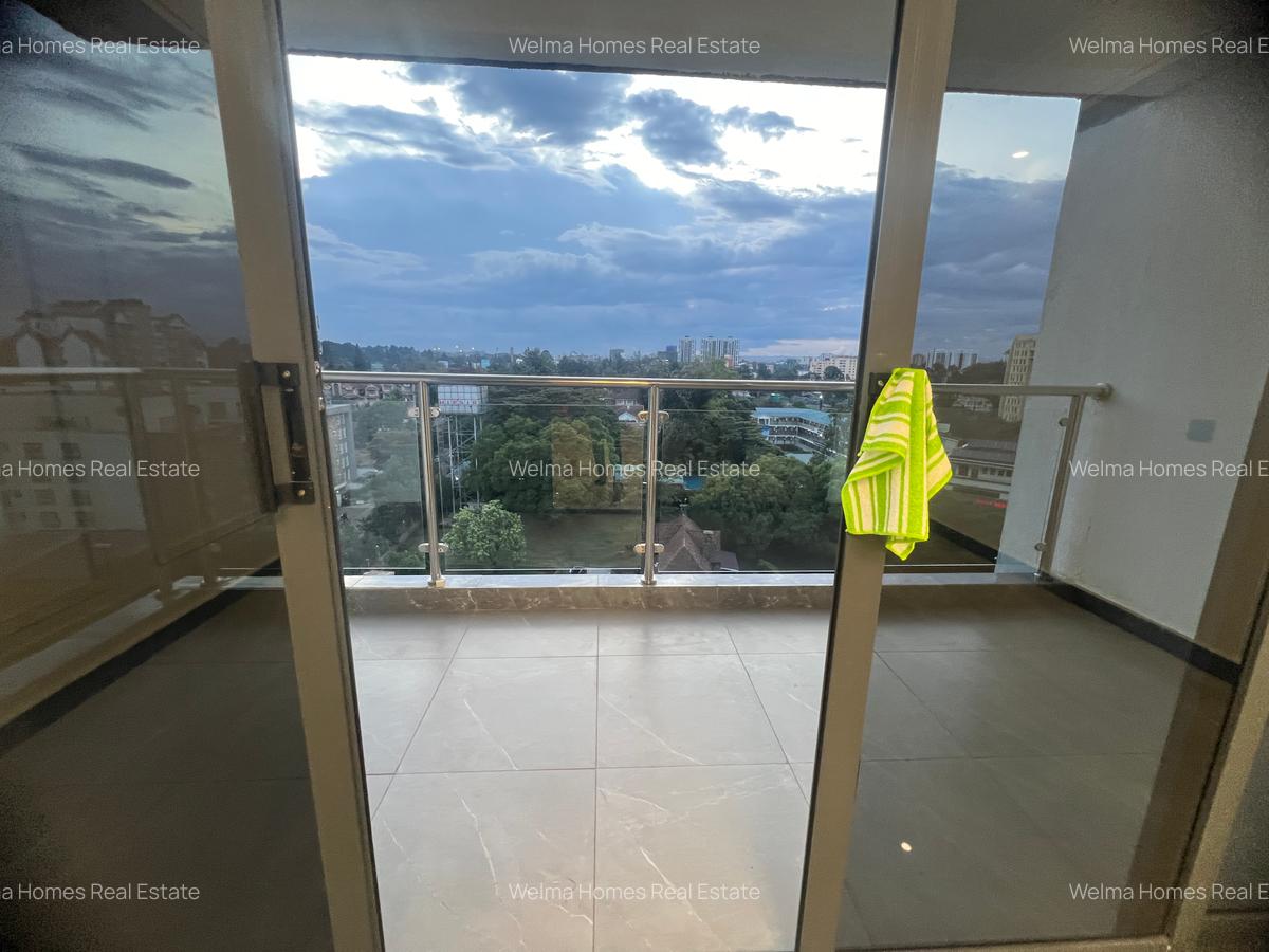 2 Bed Apartment with En Suite in Lavington - 2