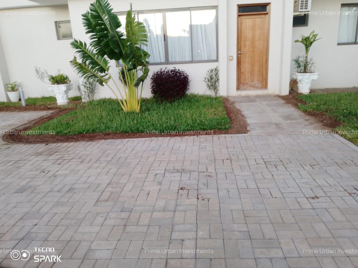 3 Bed House with En Suite at Awali Estate - 9