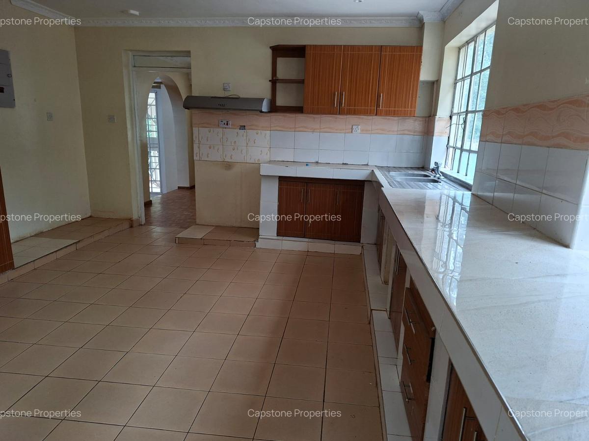 4 Bed House with En Suite in Runda - 9