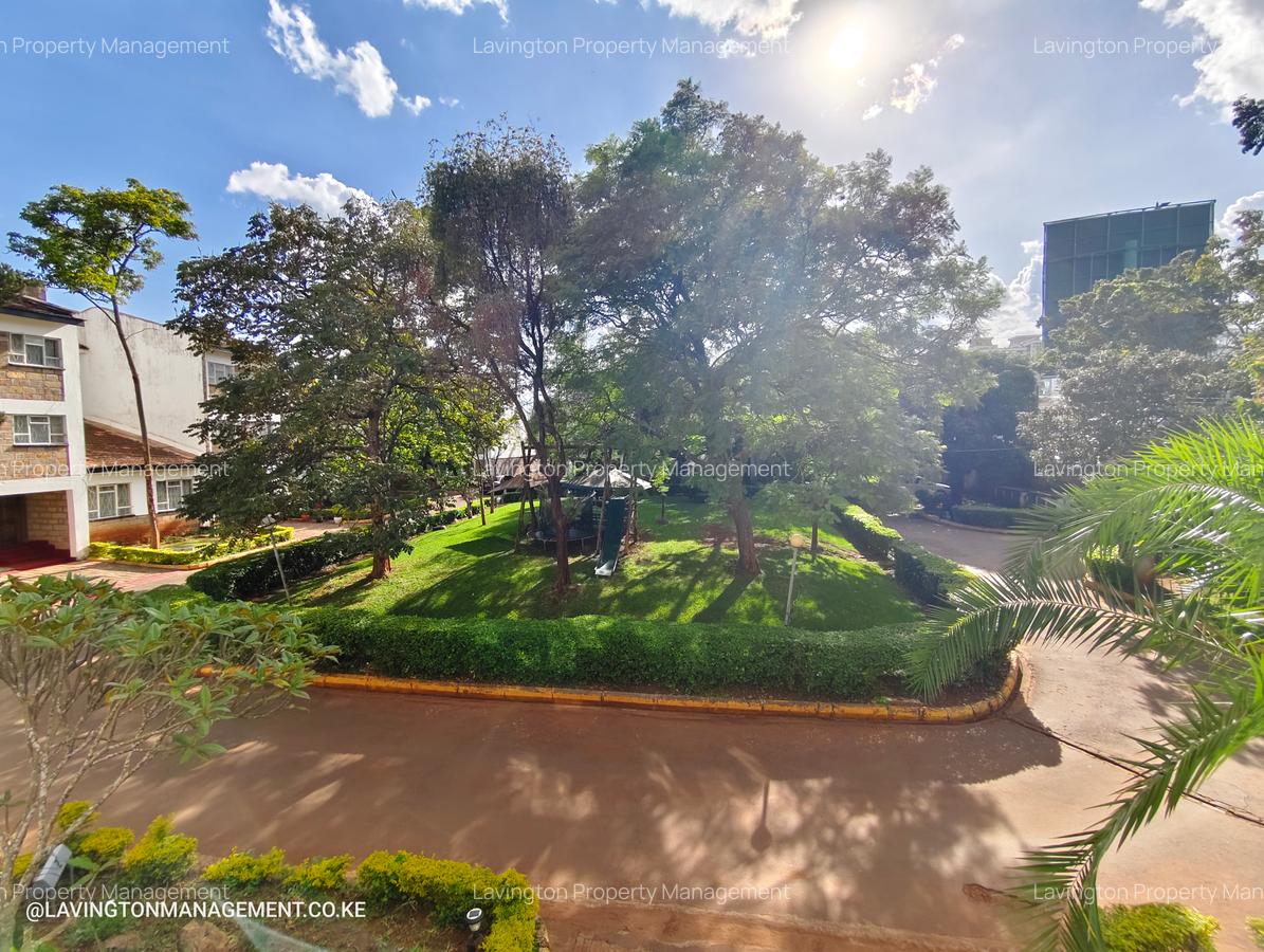 4 Bed Townhouse with En Suite at Kilimani - 10