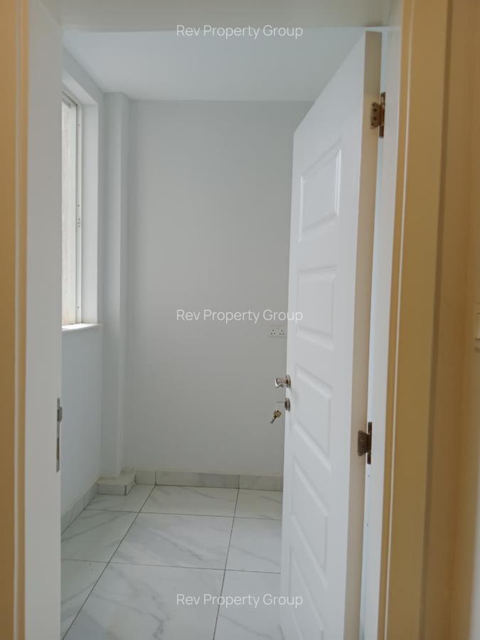 Serviced 3 Bed Apartment with En Suite in Westlands Area - 9