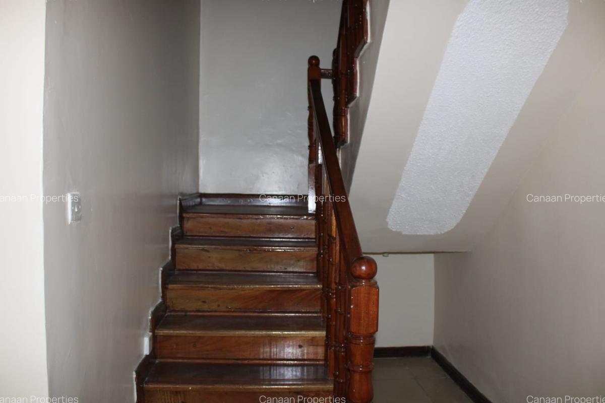 4 Bed Townhouse with Borehole in Kileleshwa - 5
