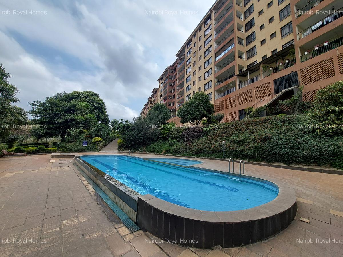 4 Bed Apartment with En Suite at Githunguri Road - 3