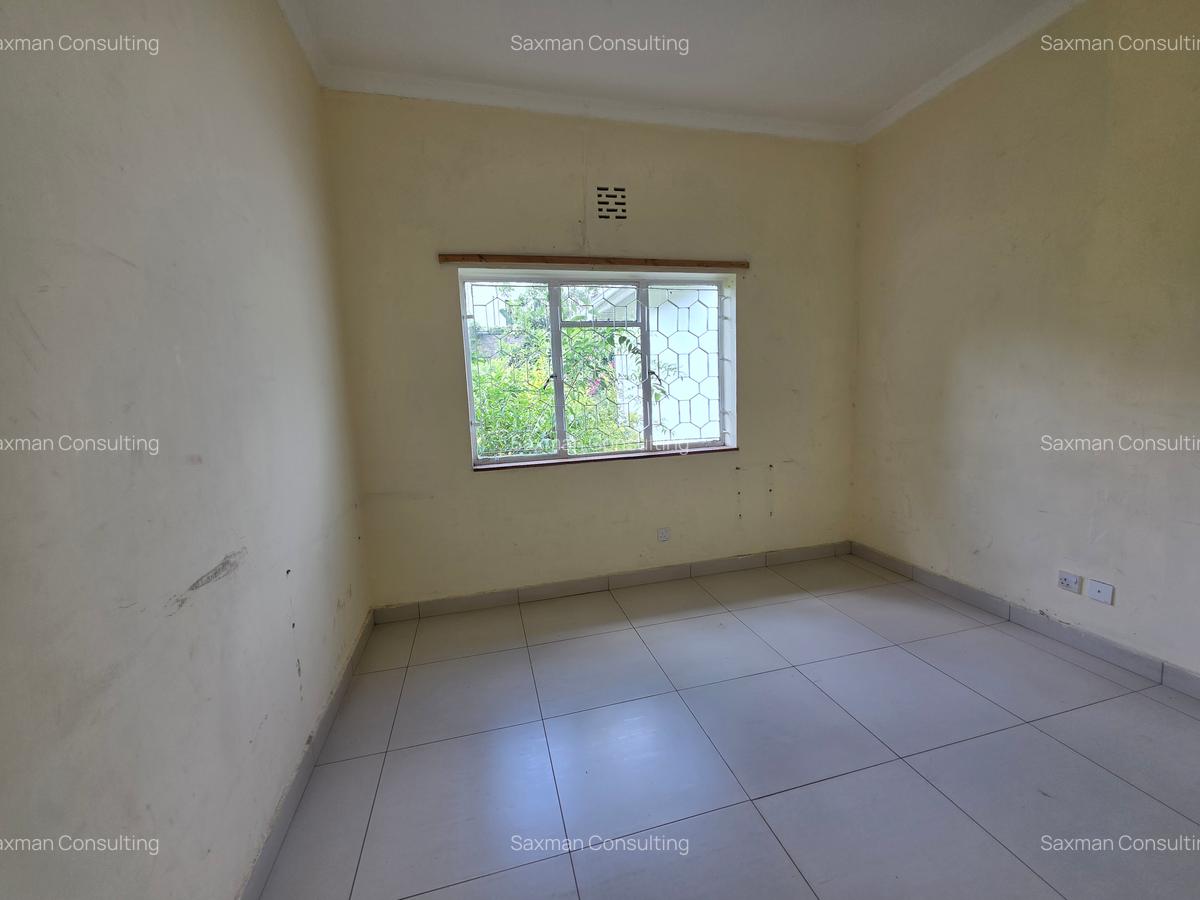 Office with Service Charge Included in Riverside - 20